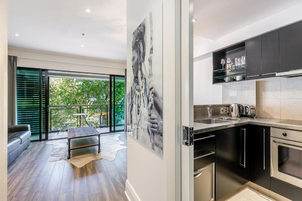 Corporate, Spacious Staycation - Sky Tower Views Auckland Exterior foto
